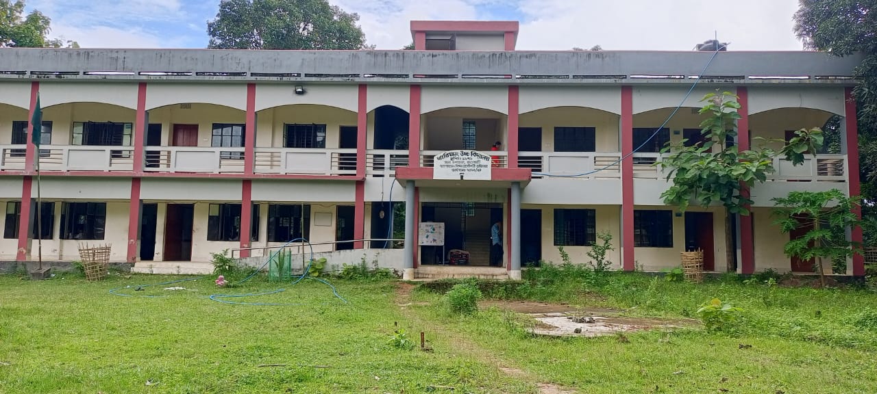 স্কুল ভবন